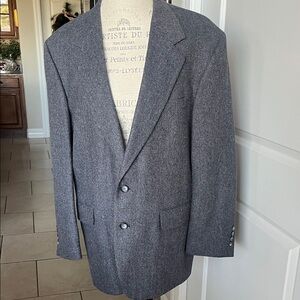 EUC Lord & Taylor vintage 100% wool tweed gray men’s blazer 42R